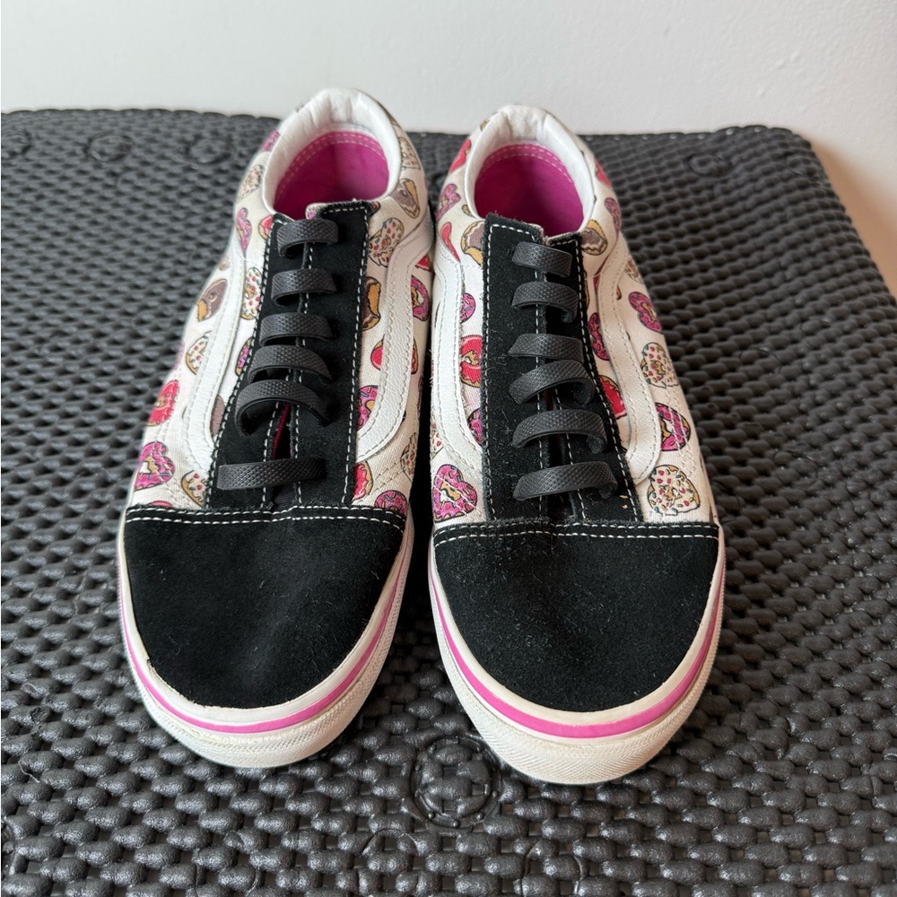 Vans Love Donuts Pattern Sneakers with Black tops no tie slip one‎